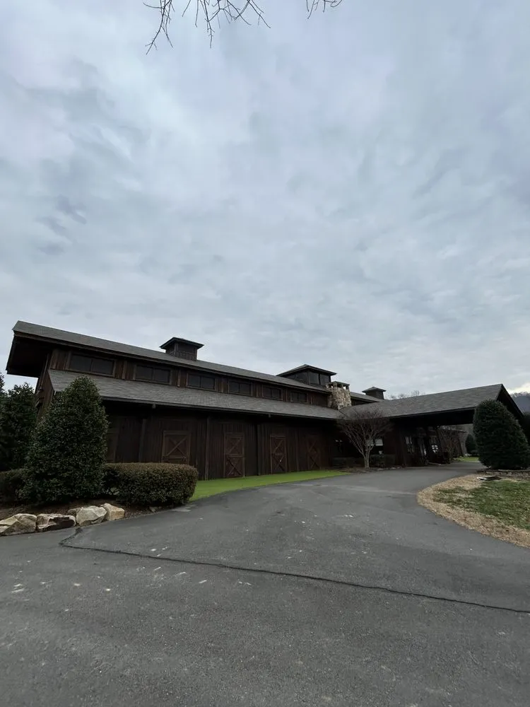 Slide of RoofingCo.com