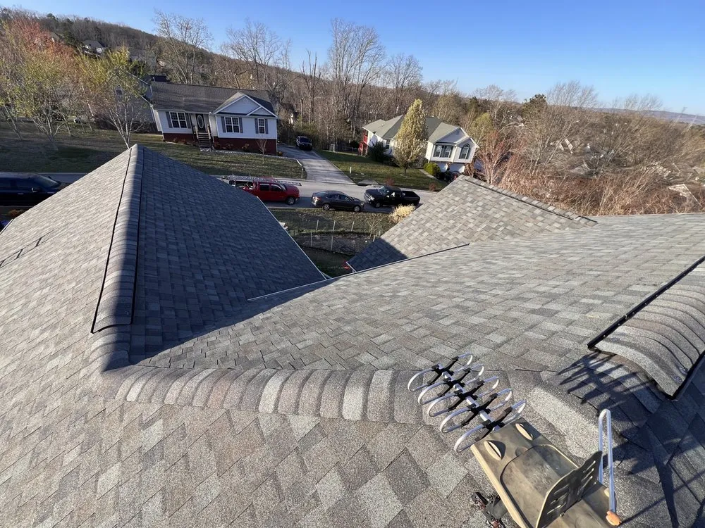 Slide of RoofingCo.com