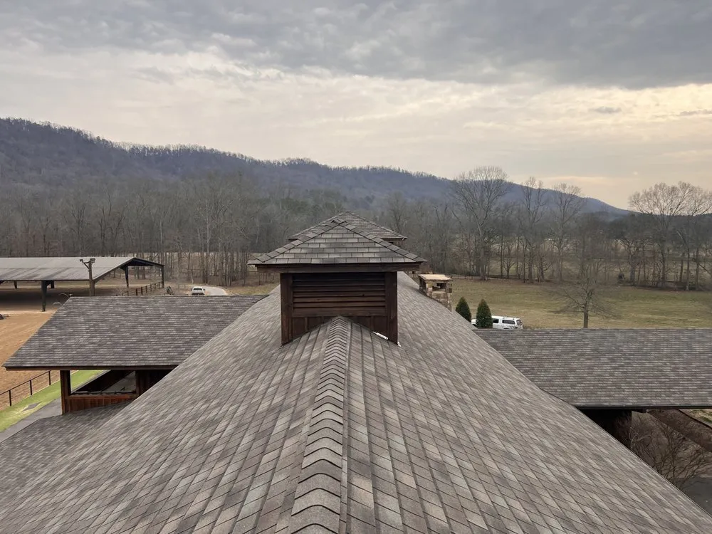 Slide of RoofingCo.com