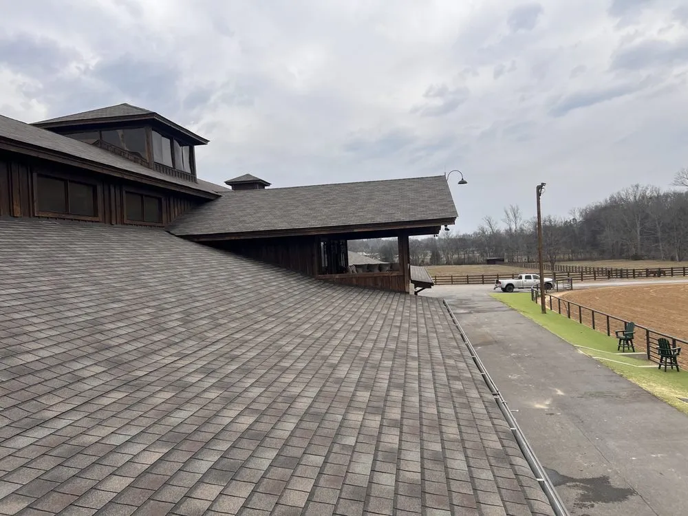 Slide of RoofingCo.com