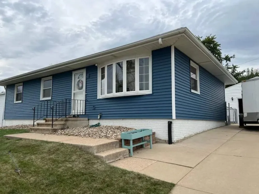 Slide of Roofix Pros