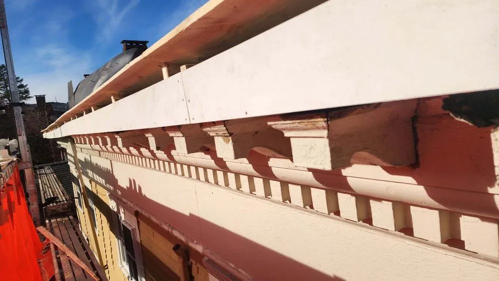 Slide of RoofMasters