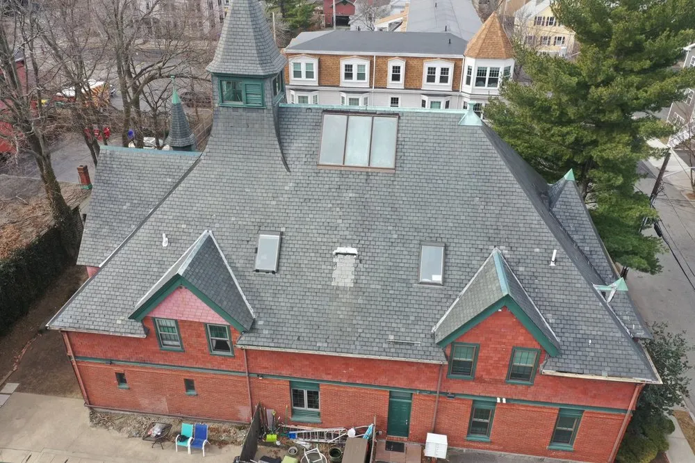 Slide of RoofMasters