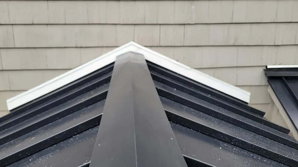 Slide of RoofMasters