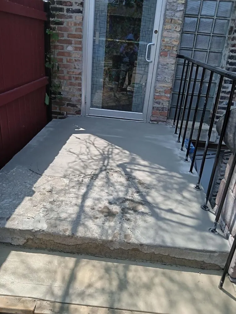 Slide of Roofmen & Maintenance