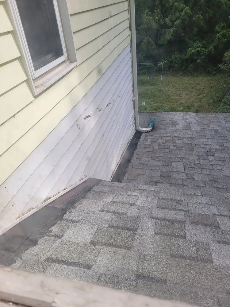 Slide of Roofologists