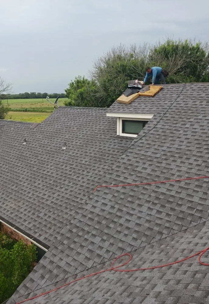 Slide of Roofs & Repairs