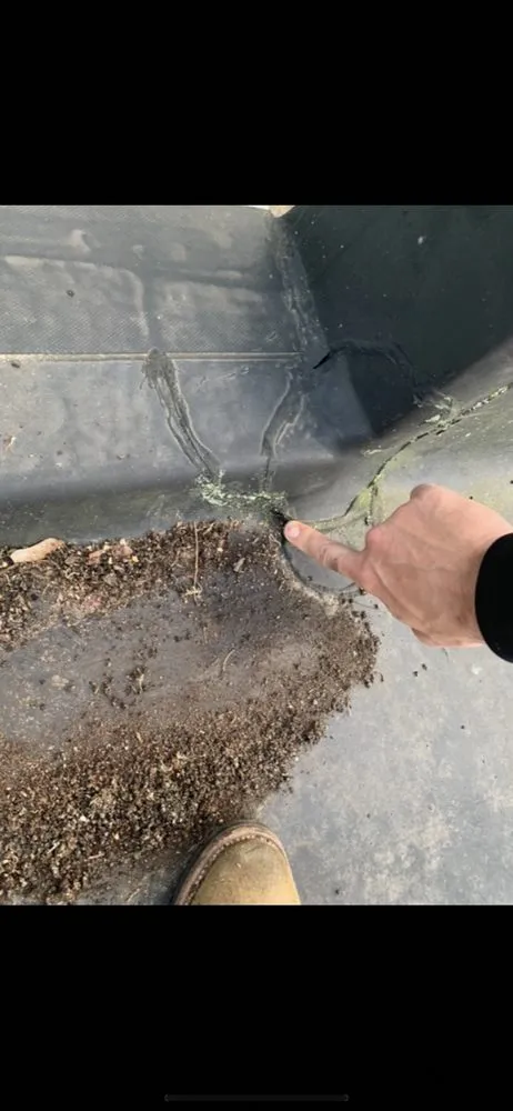 Slide of Roofs By Lucas