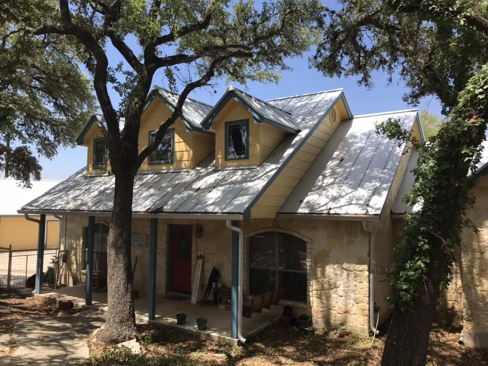 Slide of Roofs By Robert
