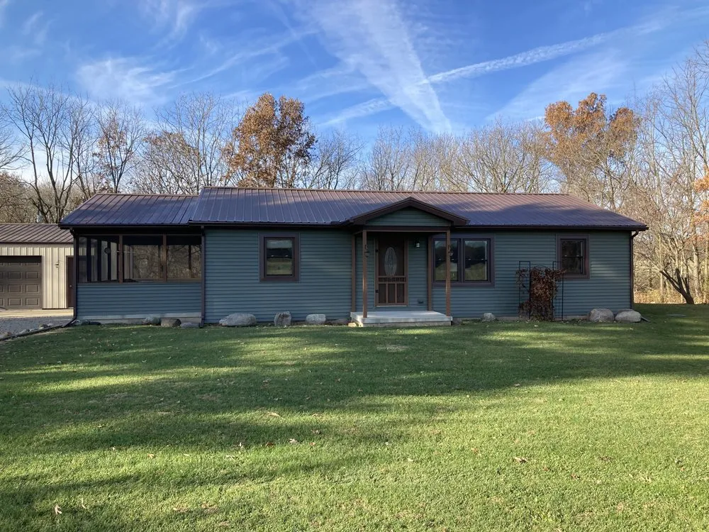 Trusted roof installation in Longview, IL by Roofs By Rodger