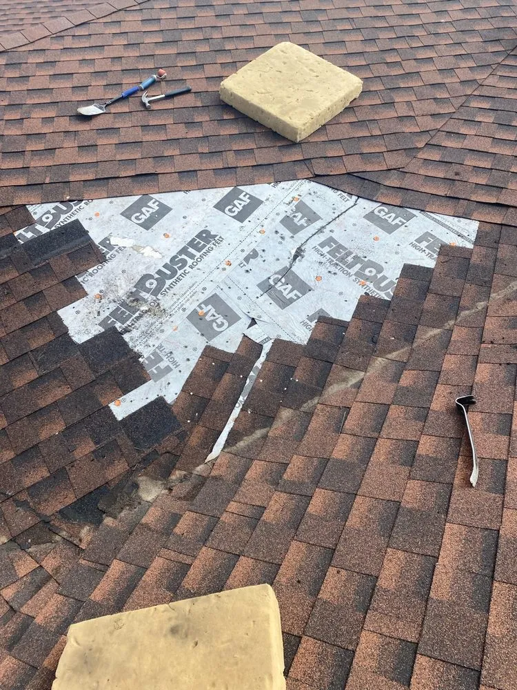 Expert residential roofing service with free inspection in Longview, IL by Roofs By Rodger