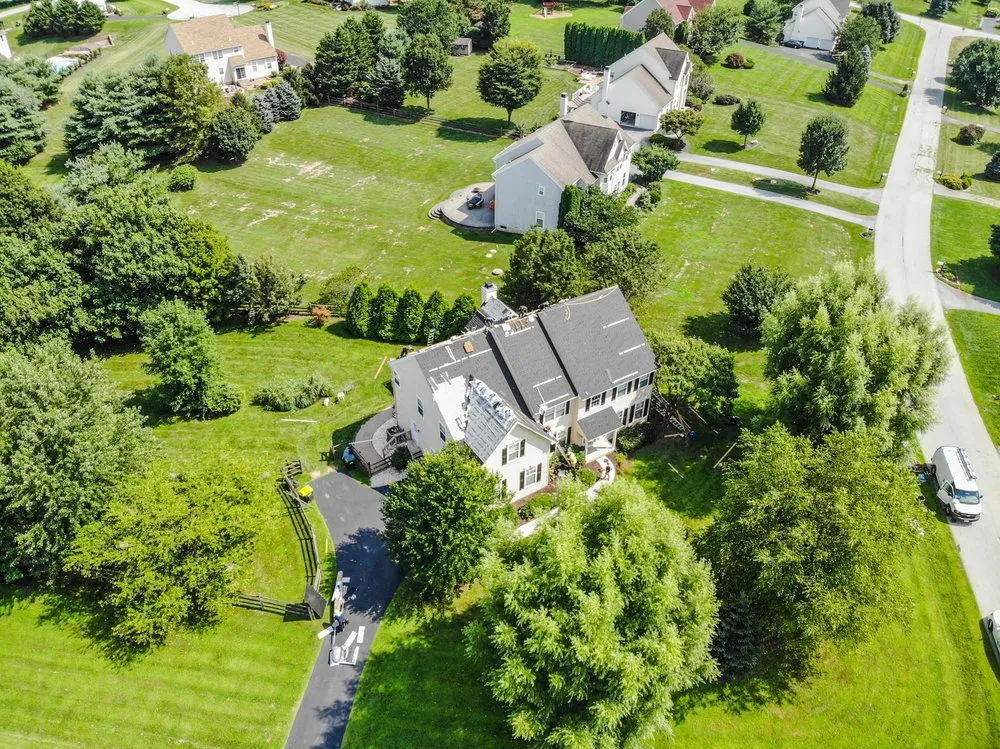 Emergency residential roofing service experts serving Washington Crossing, PA - Roofs by Tip Top