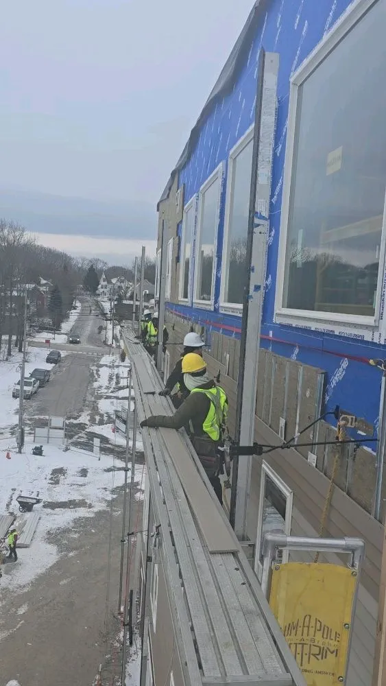 Slide of Roofshare Me