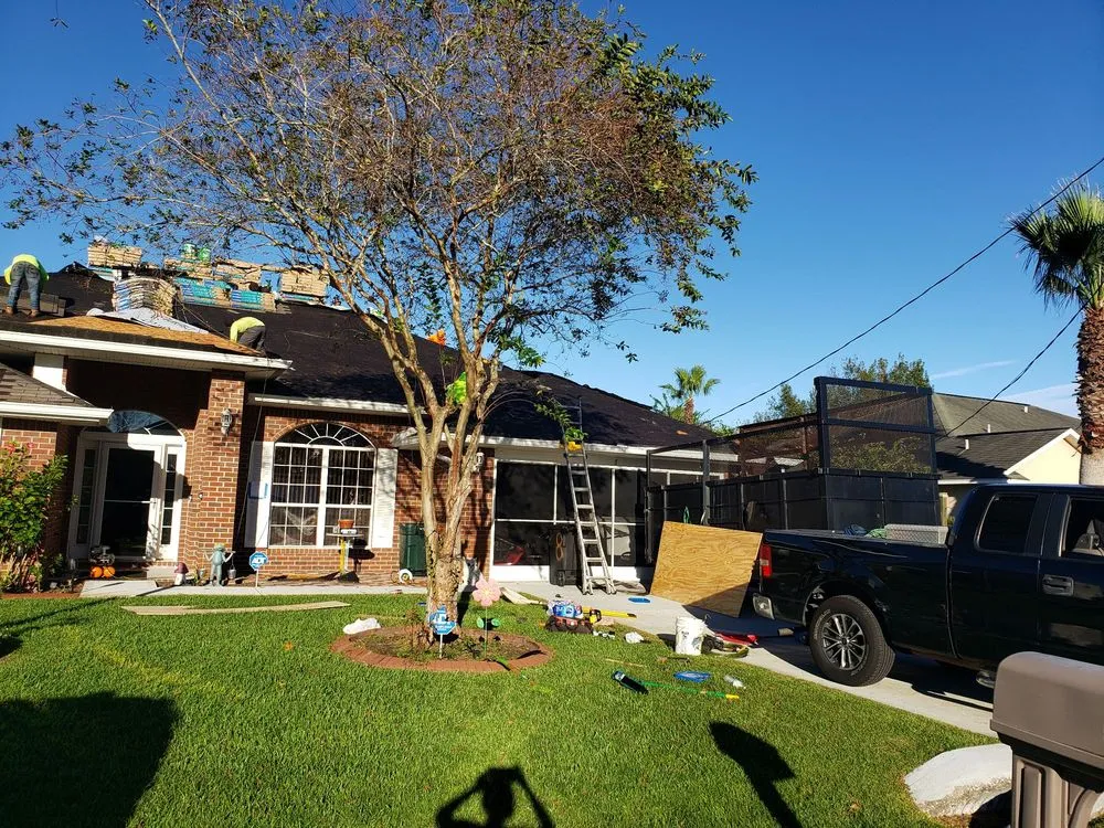 Slide of Rooftecs Contracting