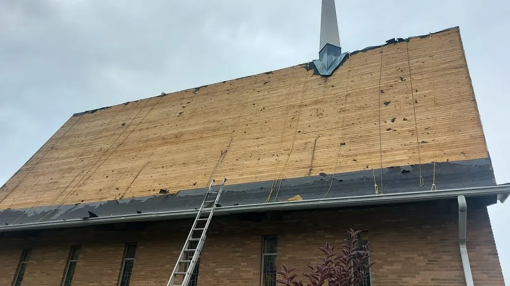 Slide of Rooftek Columbus