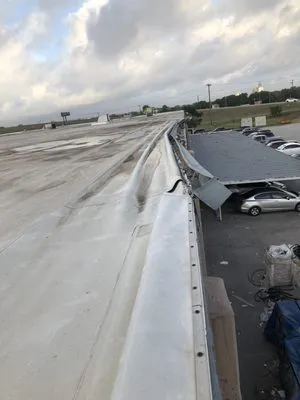 Rooftop Restoration Logo