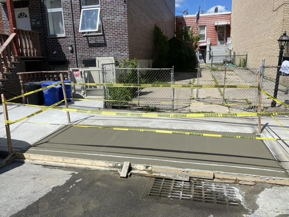 Top-rated roof leak repair with free inspection in Bron, NY by Roots Construction Corp