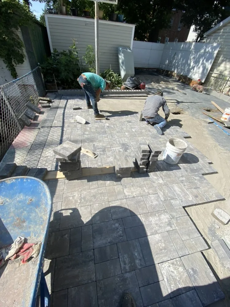Professional shingle roofing service in Bron, NY - Roots Construction Corp