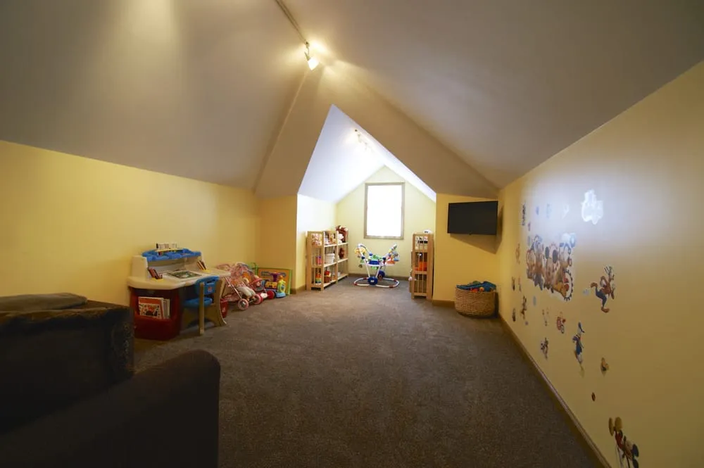 Slide of Rosa Home Improvement