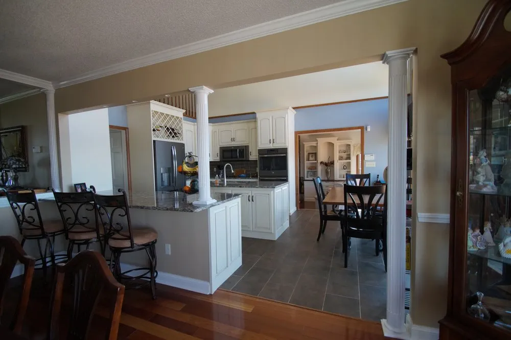 Slide of Rosa Home Improvement