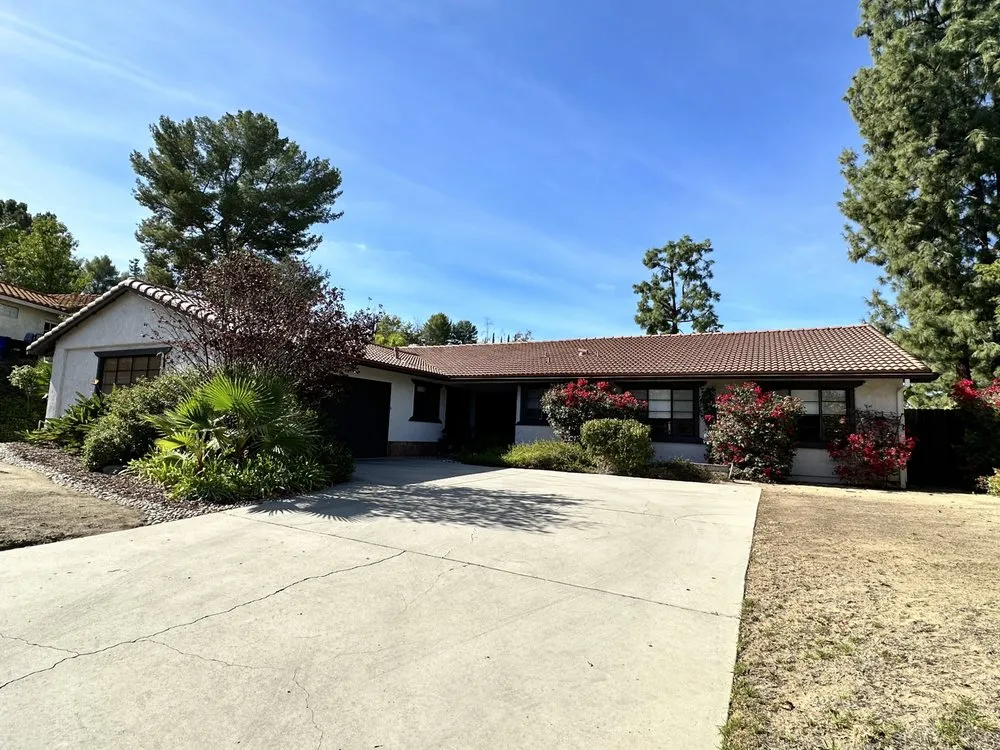 Slide of Rosales Bros Roofing
