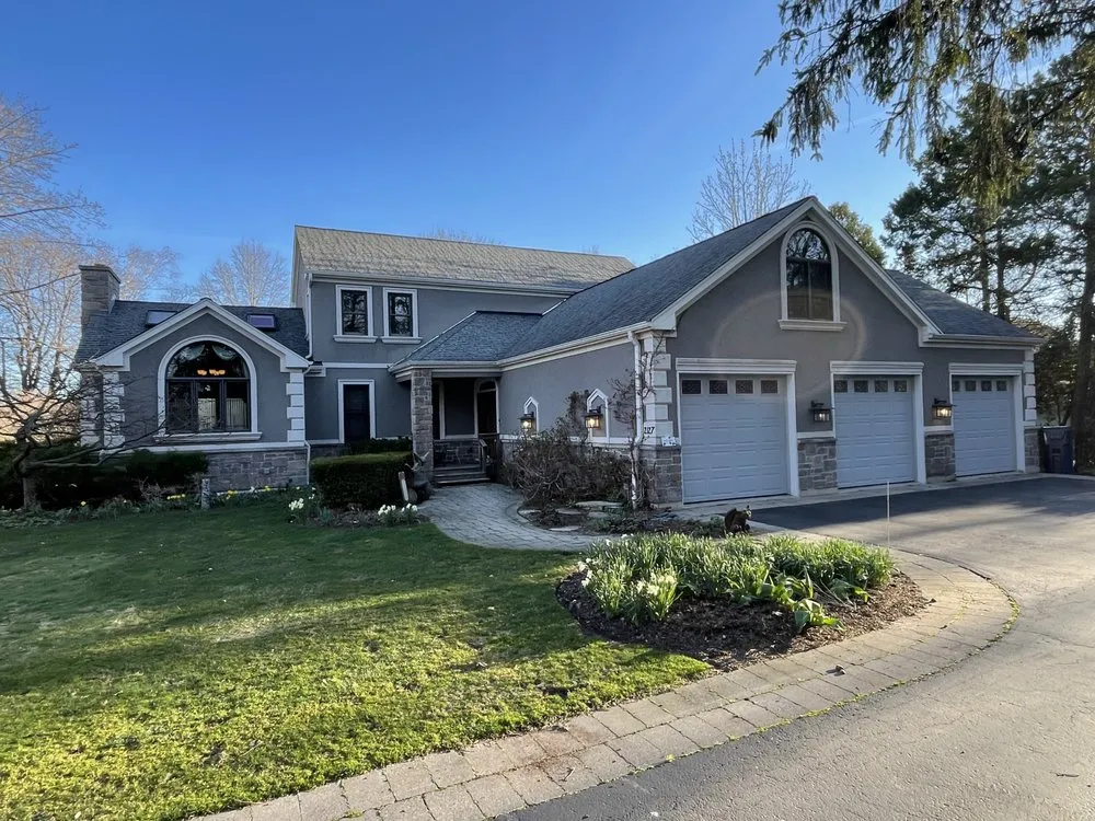 Slide of Rosales Exteriors service