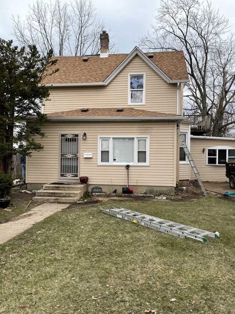 Slide of Rosales Exteriors service