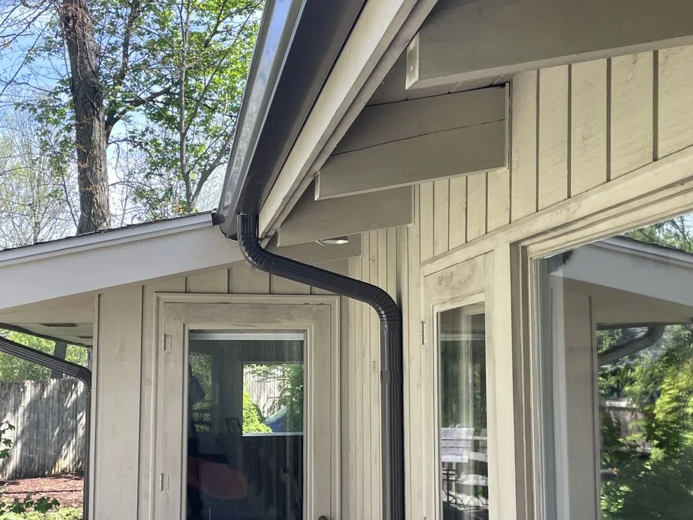 Slide of Rosales Exteriors service