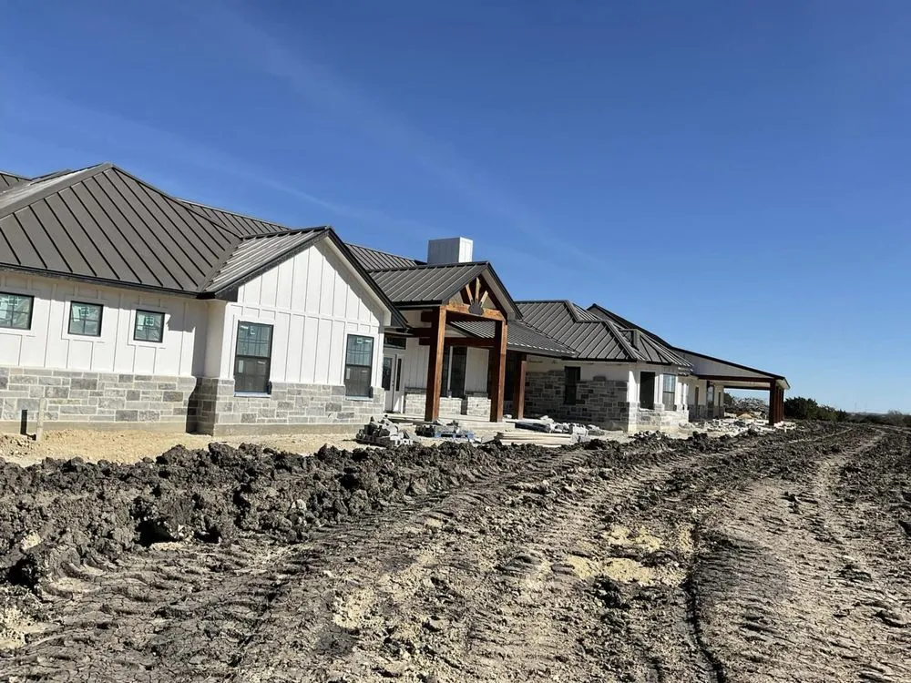 Slide of Rosas Construction