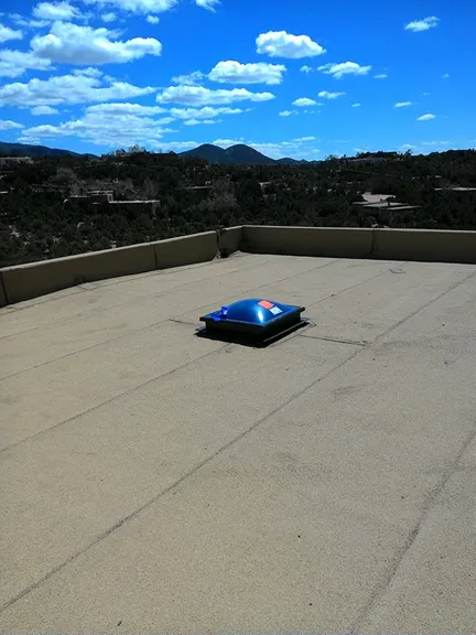 Slide of Rosas Roofing