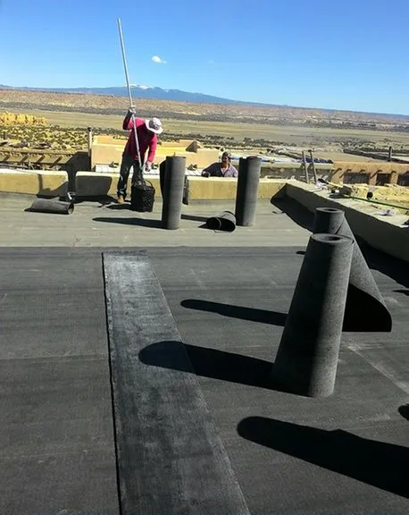 Slide of Rosas Roofing