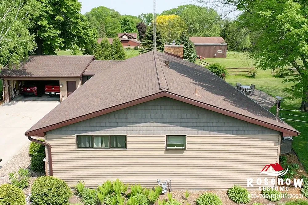 Slide of Rosenow Customs