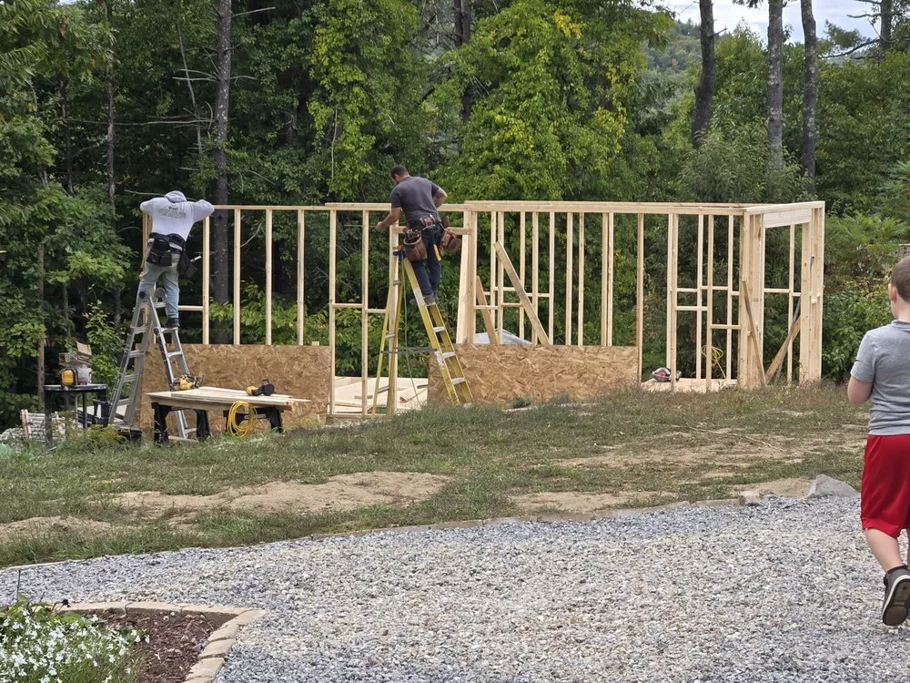 Slide of Ross Builders