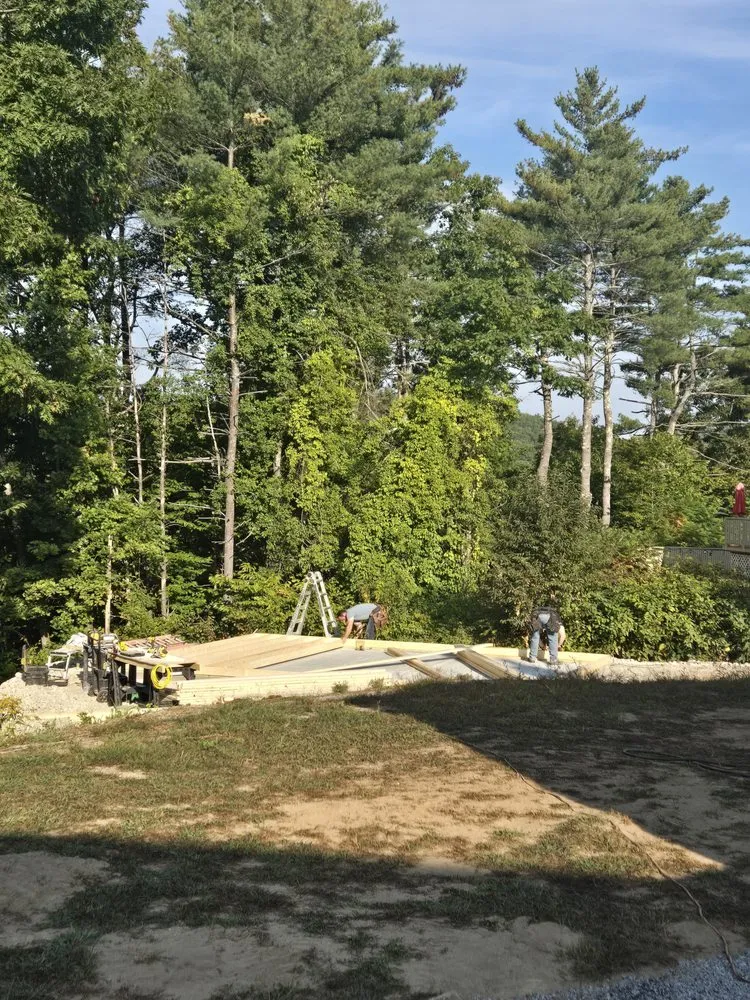 Slide of Ross Builders