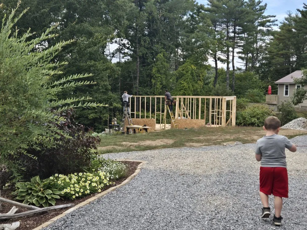 Slide of Ross Builders