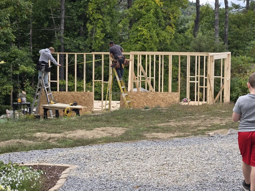 Slide of Ross Builders