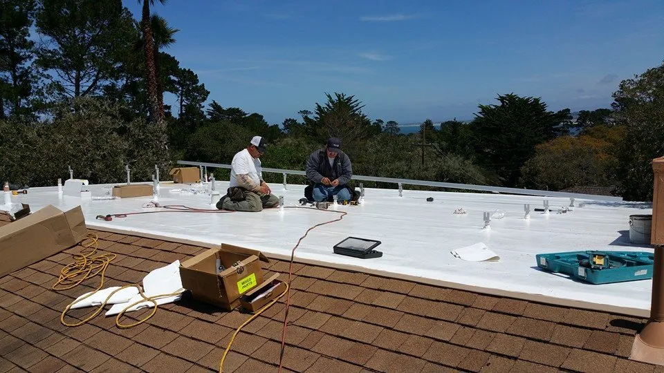 Slide of Ross Roofing & Construction