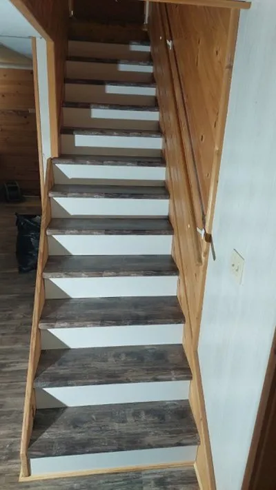 Slide of Ross Roofing & Construction