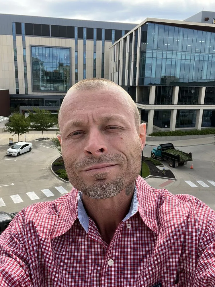 Slide of Ross Roofing