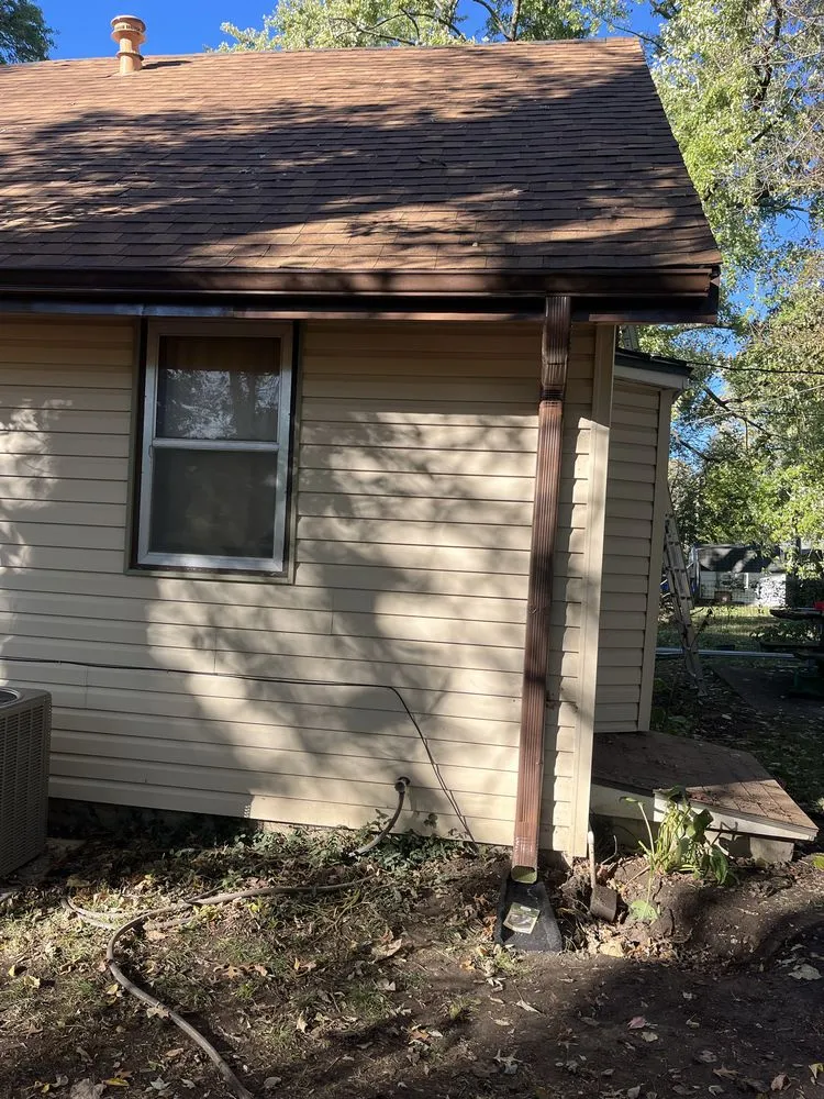 Slide of Ross Roofing