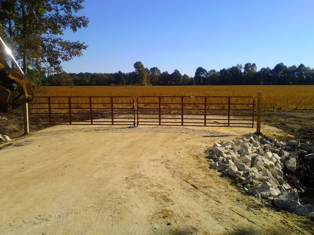 Slide of Rosser Donnie Construction