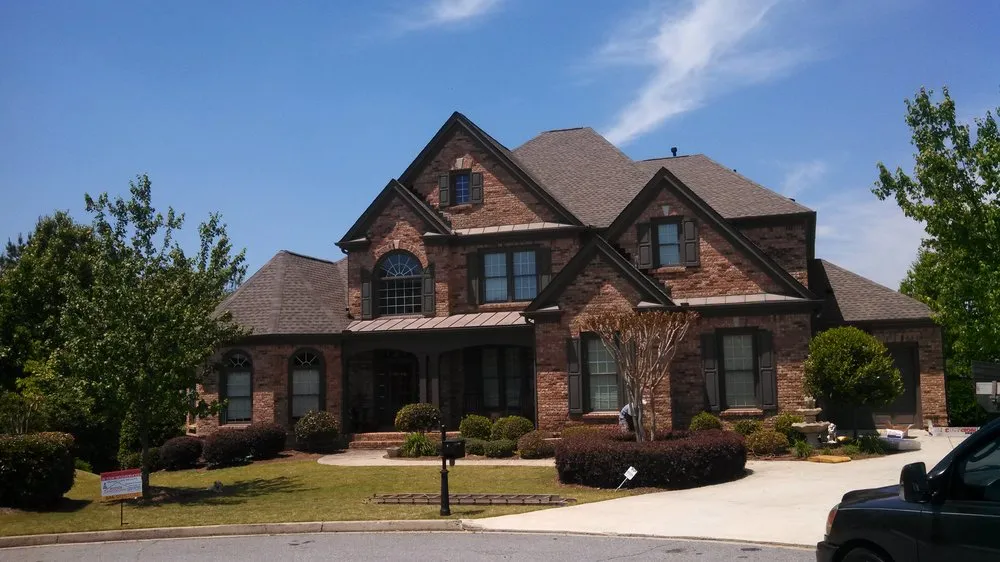 Slide of Rosser Roofing Solutions