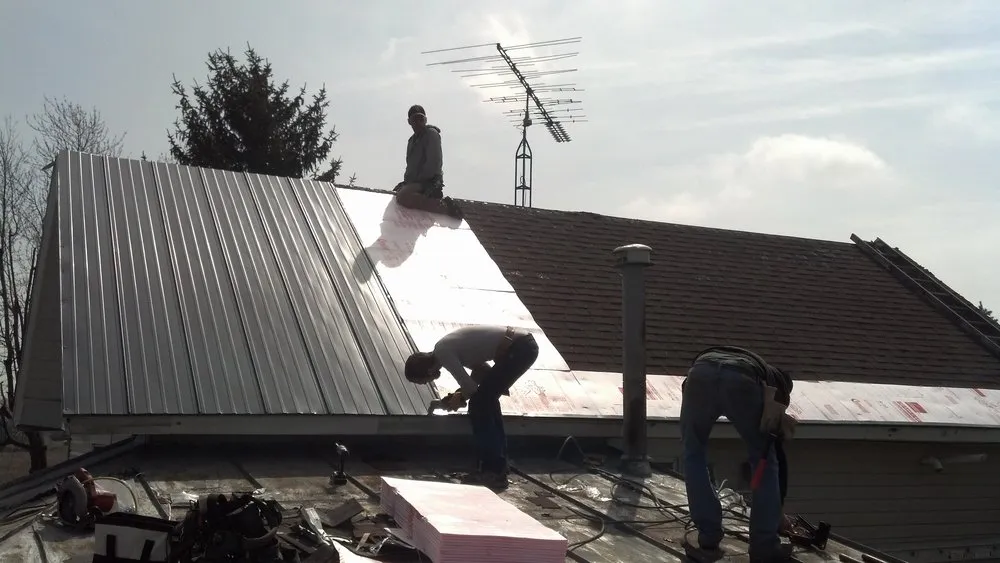 Slide of Roszman Roofing and Remodeling