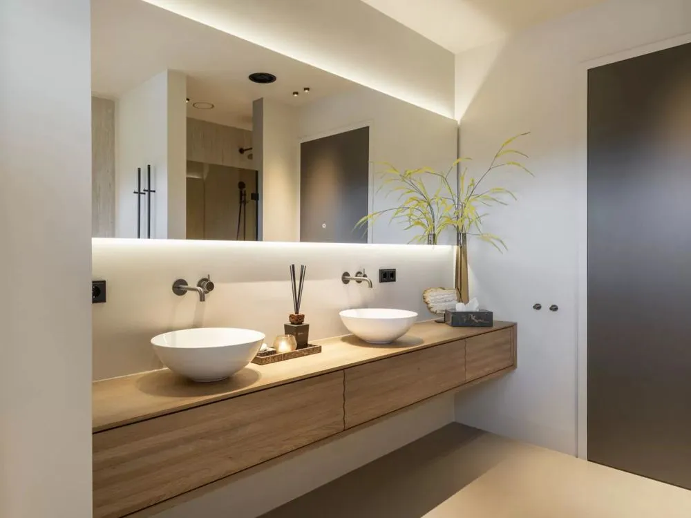 Slide of Rotciv Solutions