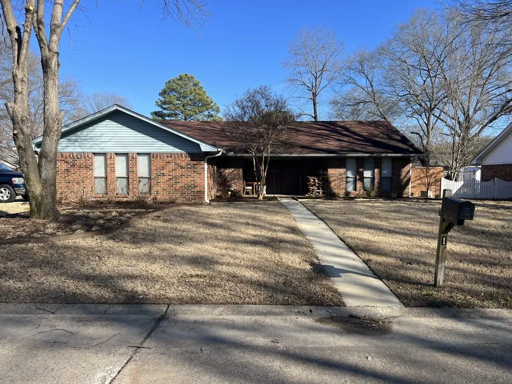 Slide of Rough Ridge Roofing