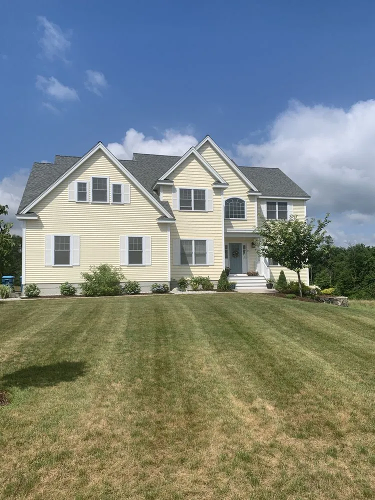 Slide of Roundtable Roofing & Siding