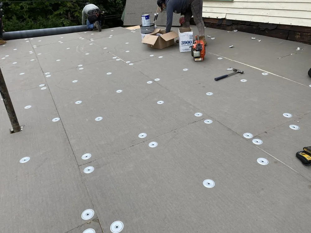 Slide of Roundtable Roofing & Siding