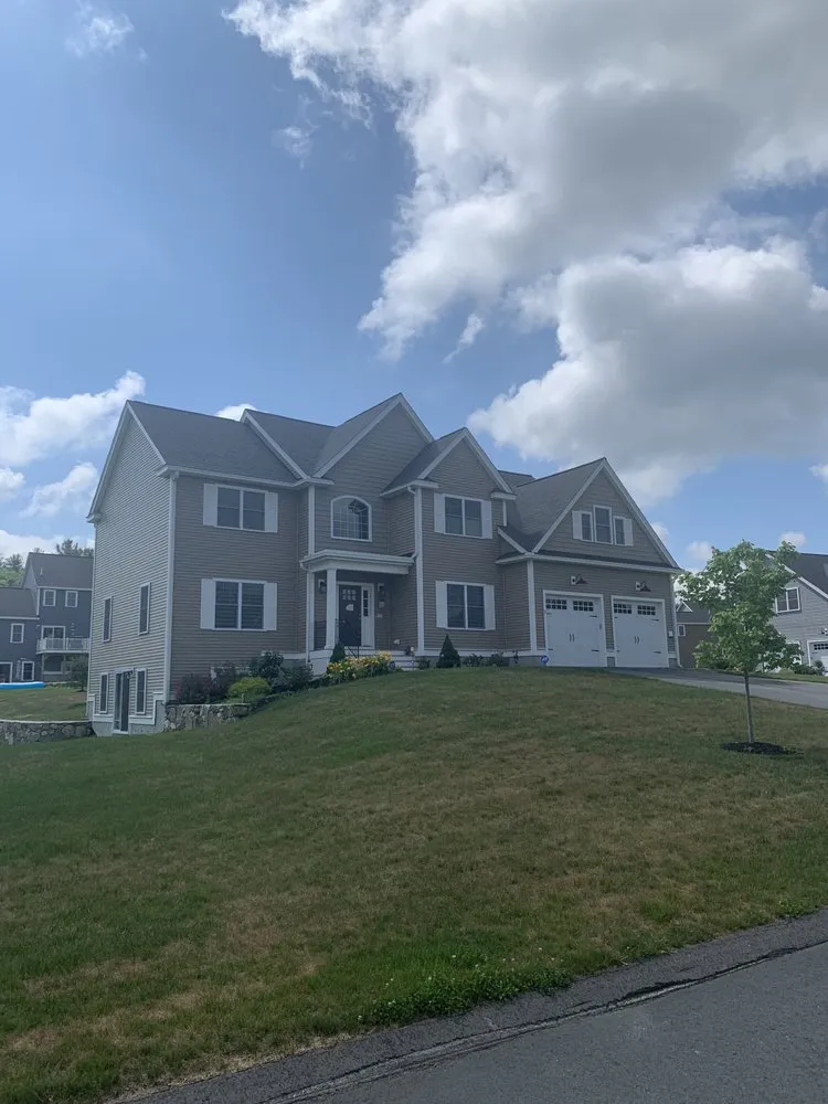 Slide of Roundtable Roofing & Siding