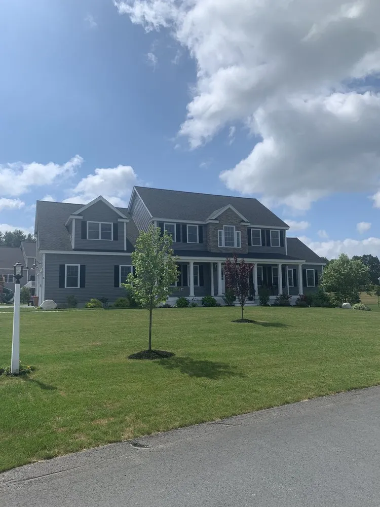 Slide of Roundtable Roofing & Siding