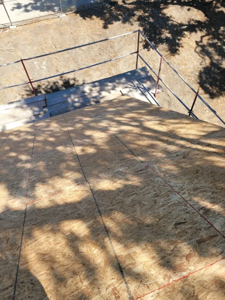 Slide of Rouse Roofing